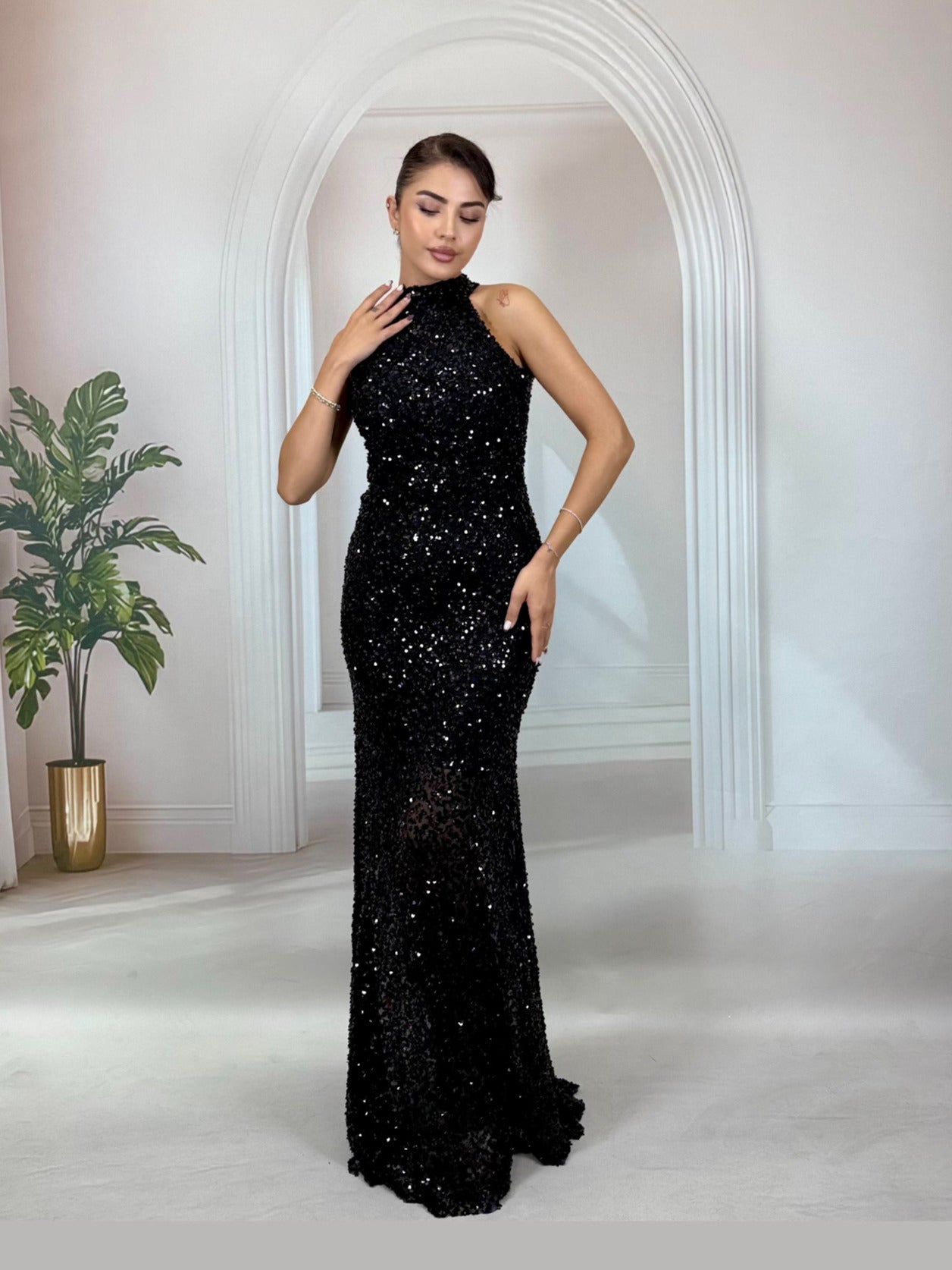 Rose Gold Tamamı Payetli Halter Yaka Balık Model Abiye