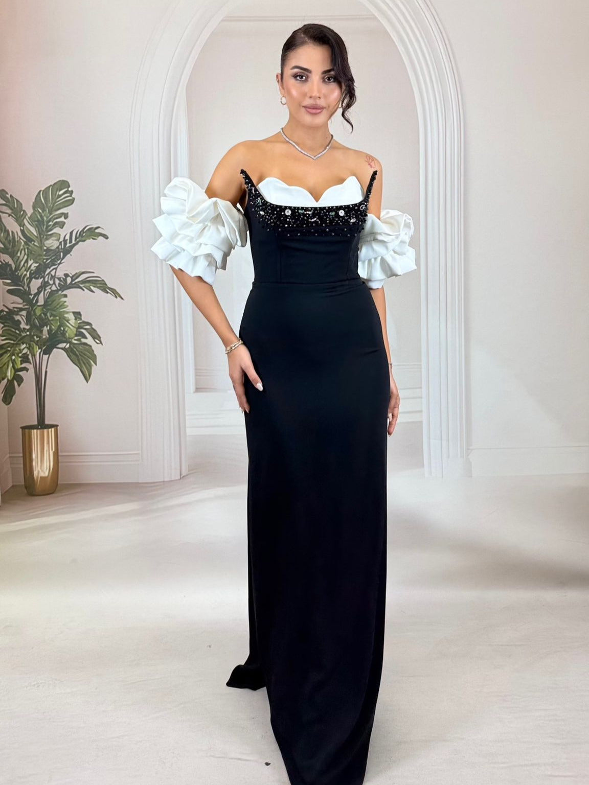 Siyah Beyaz Balon Kollu Taş İşlemeli Abiye