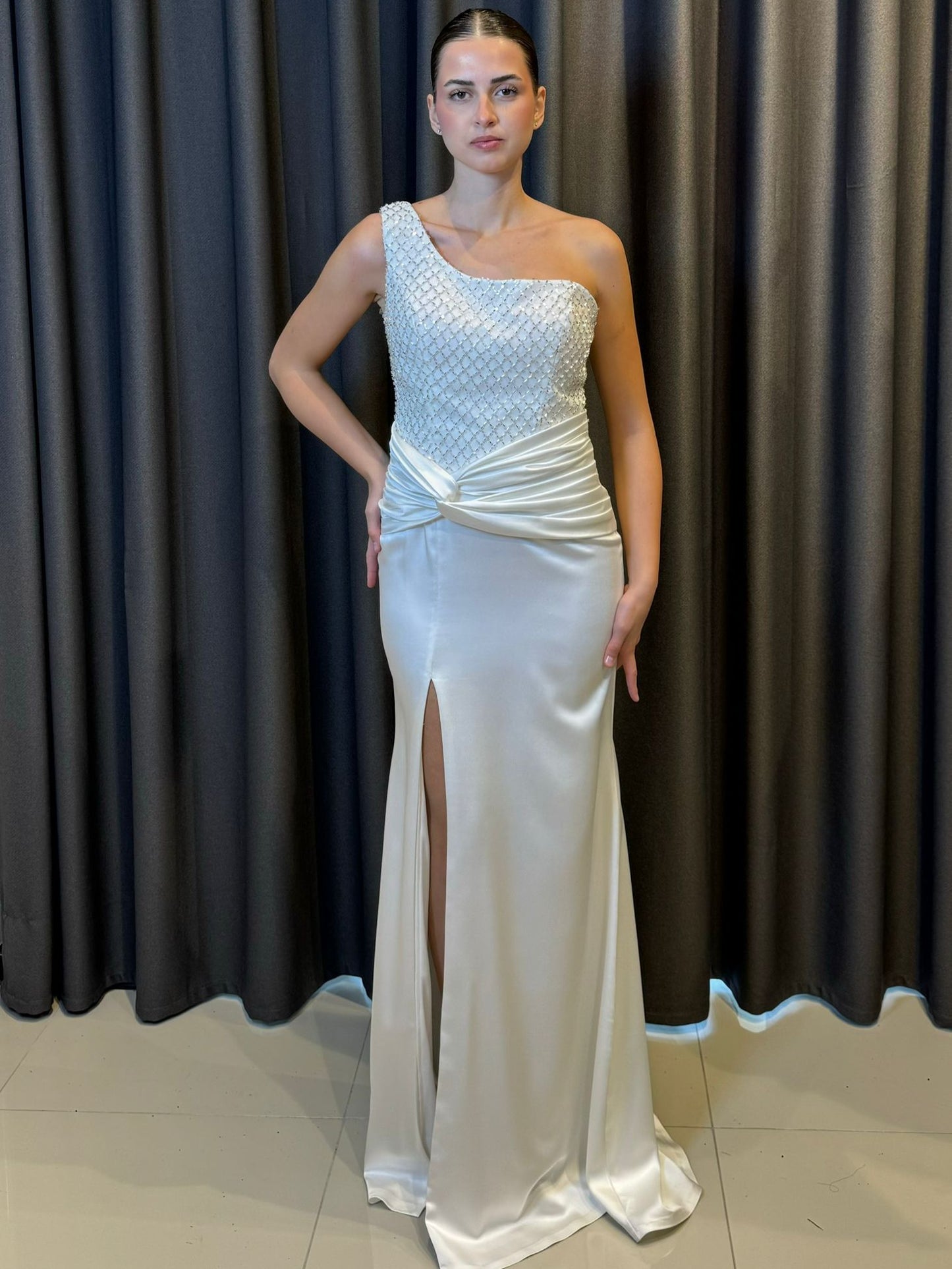 Tek Omuz Payet İşlemeli Zümrüt Yeşili Abiye