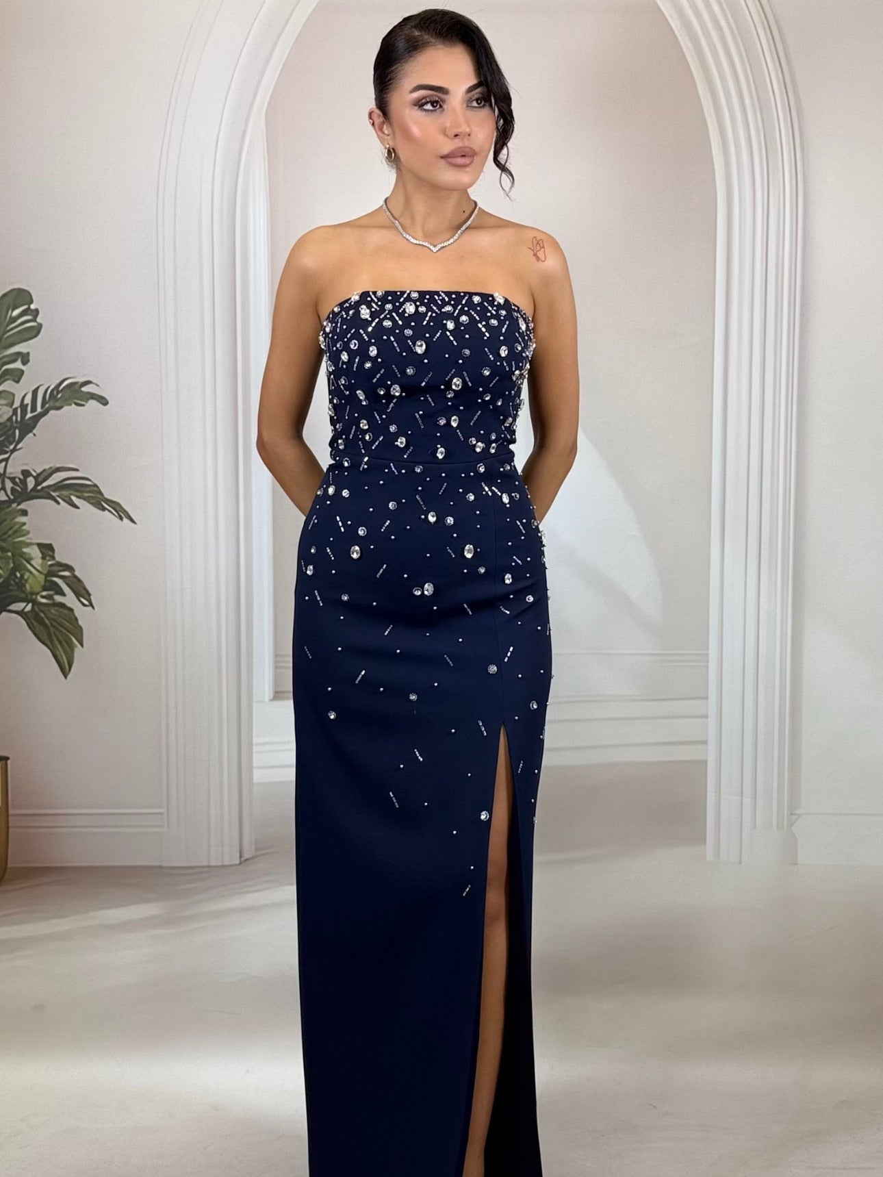 Pudra Straplez Taş İşlemeli Yırtmaçlı Abiye