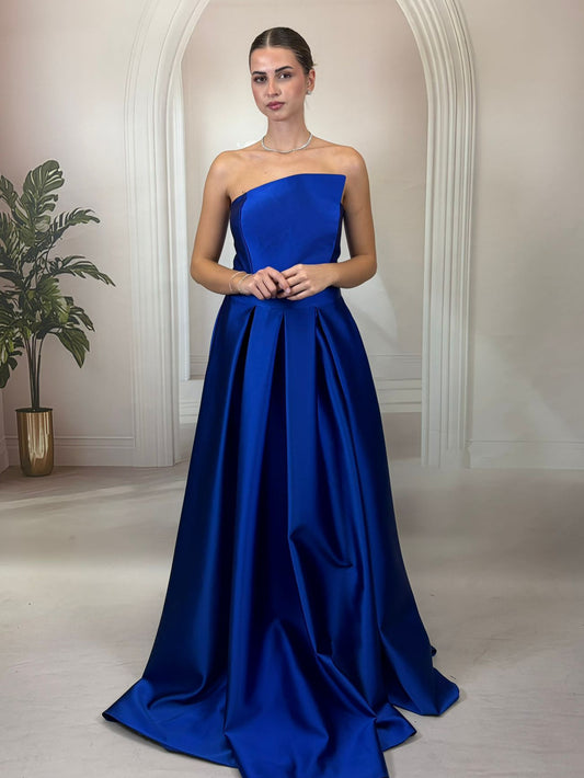 Bel Vurgulu ve Geniş Etekli Saks Mavisi Abiye