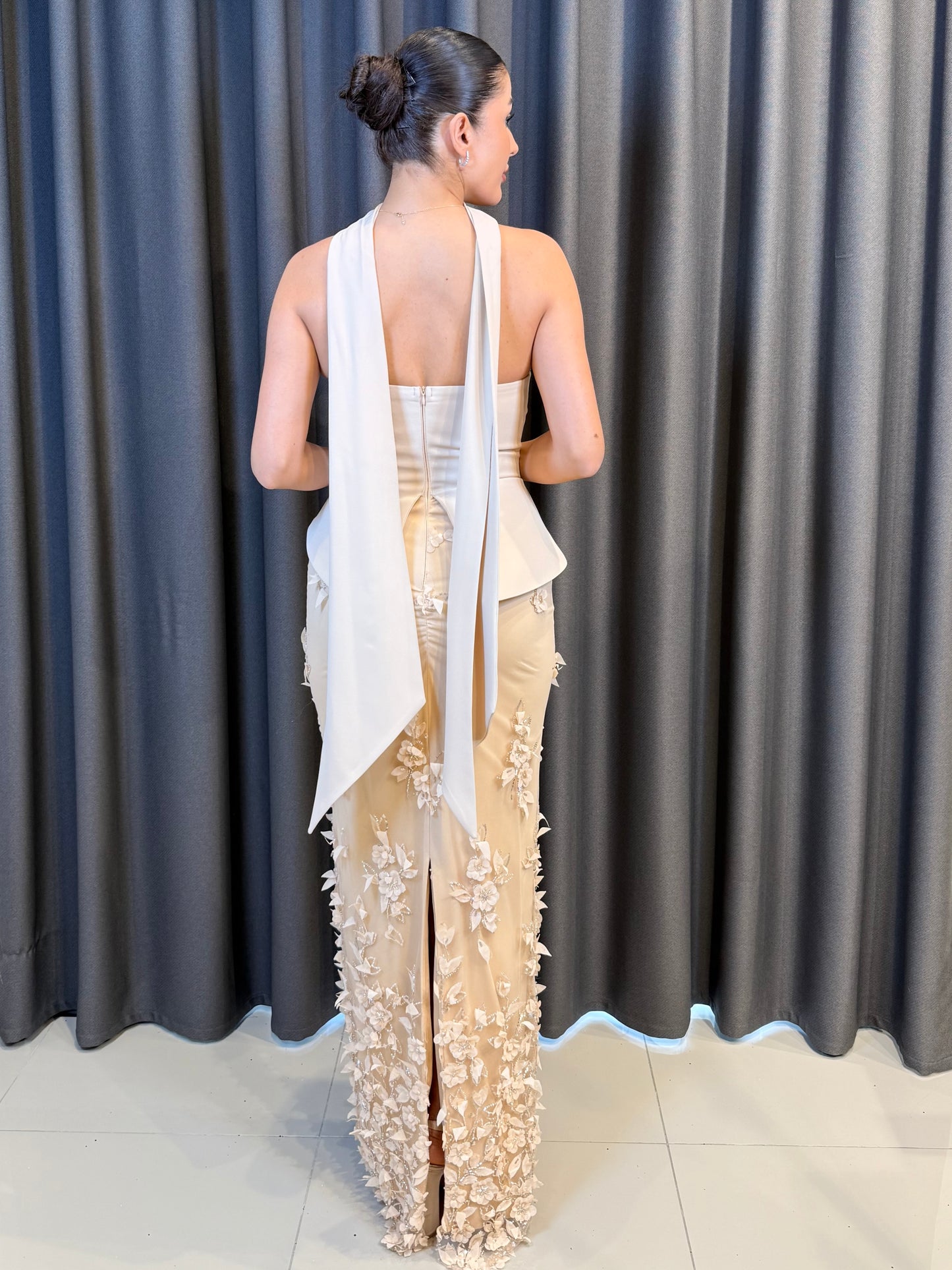 Kristal Taş ve Çiçek Süslemeli Siyah Tek Omuz Peplum Abiye Elbise