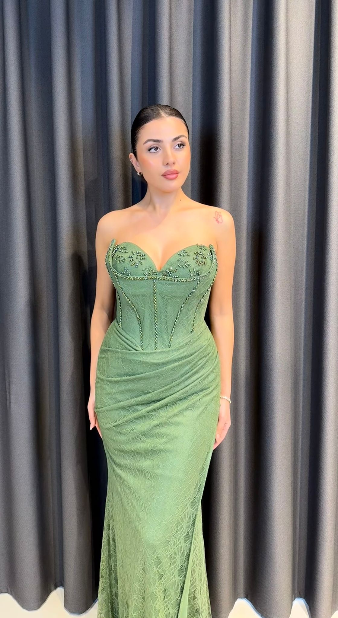 Straplez Balık Model Dantel Abiye