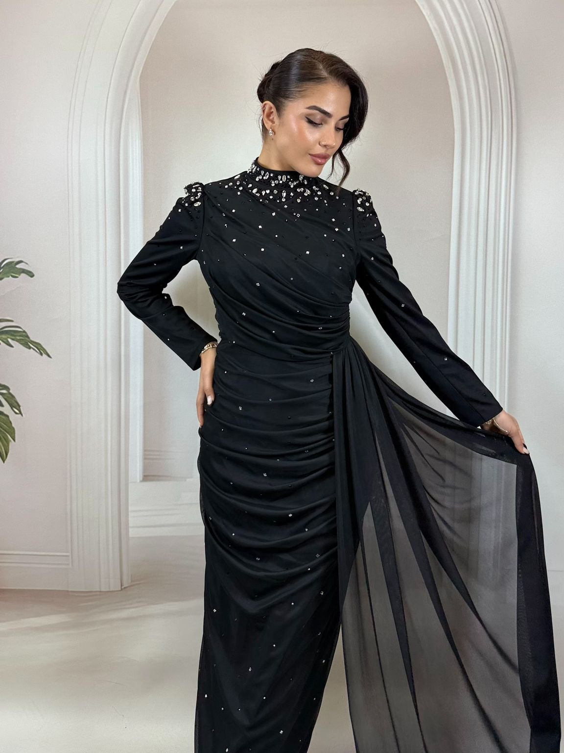 Kristal Taş İşlemeli Draperli  Pudra Abiye Elbise