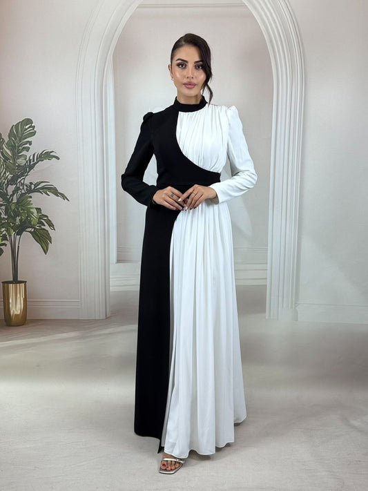 Hakim Yaka Uzun Kollu Büzgü Detaylı Siyah Beyaz Gece Elbisesi